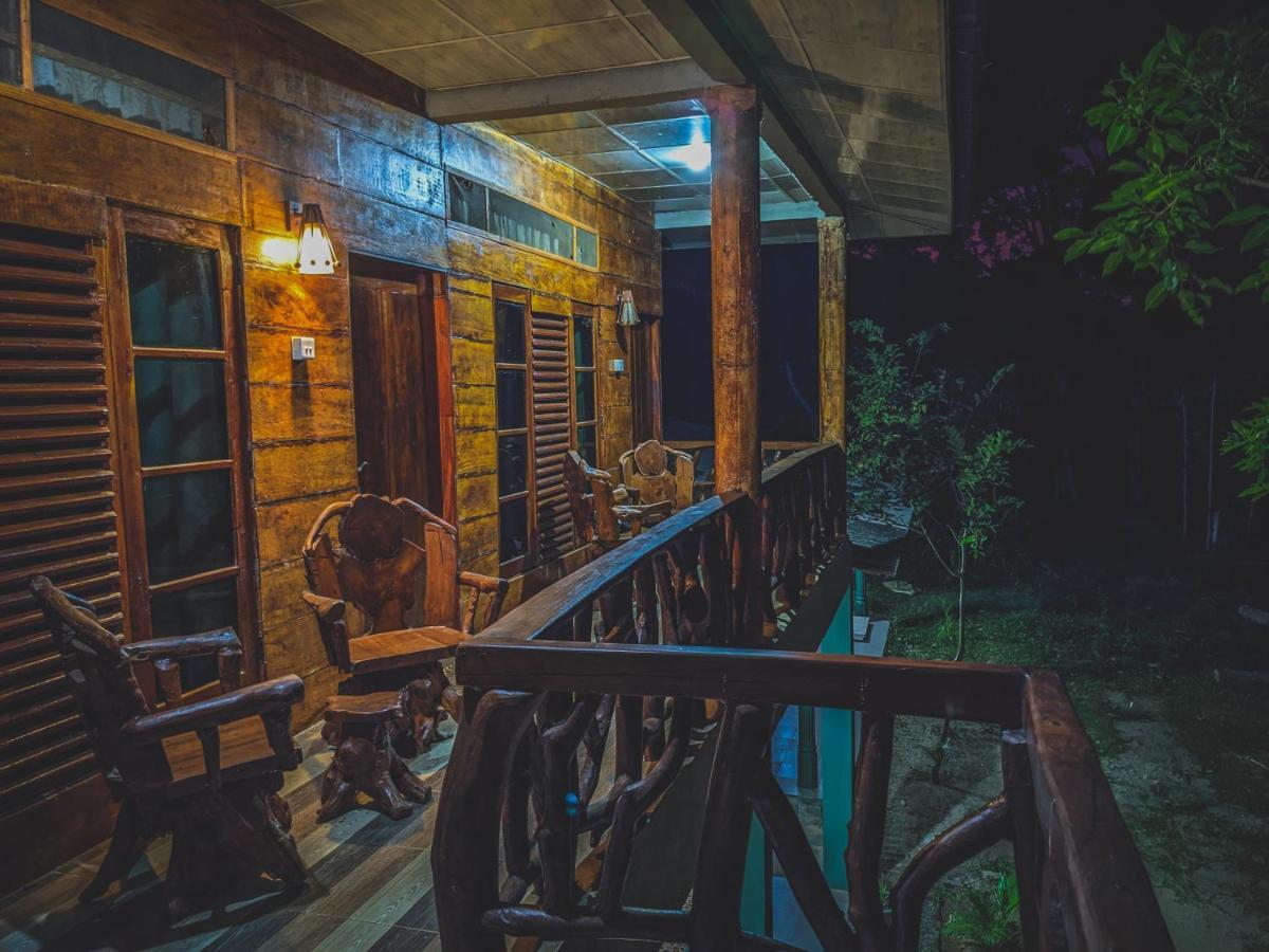 Sigiri Choona Lodge 'Unique Sunrise Viewpoint' สิกิริยา ภายนอก รูปภาพ