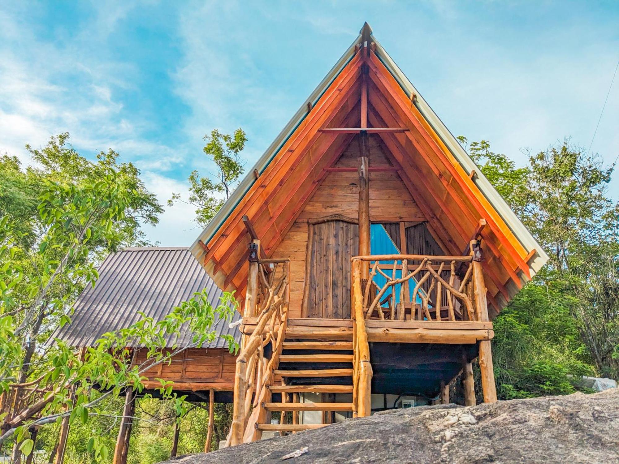Sigiri Choona Lodge 'Unique Sunrise Viewpoint' สิกิริยา ภายนอก รูปภาพ
