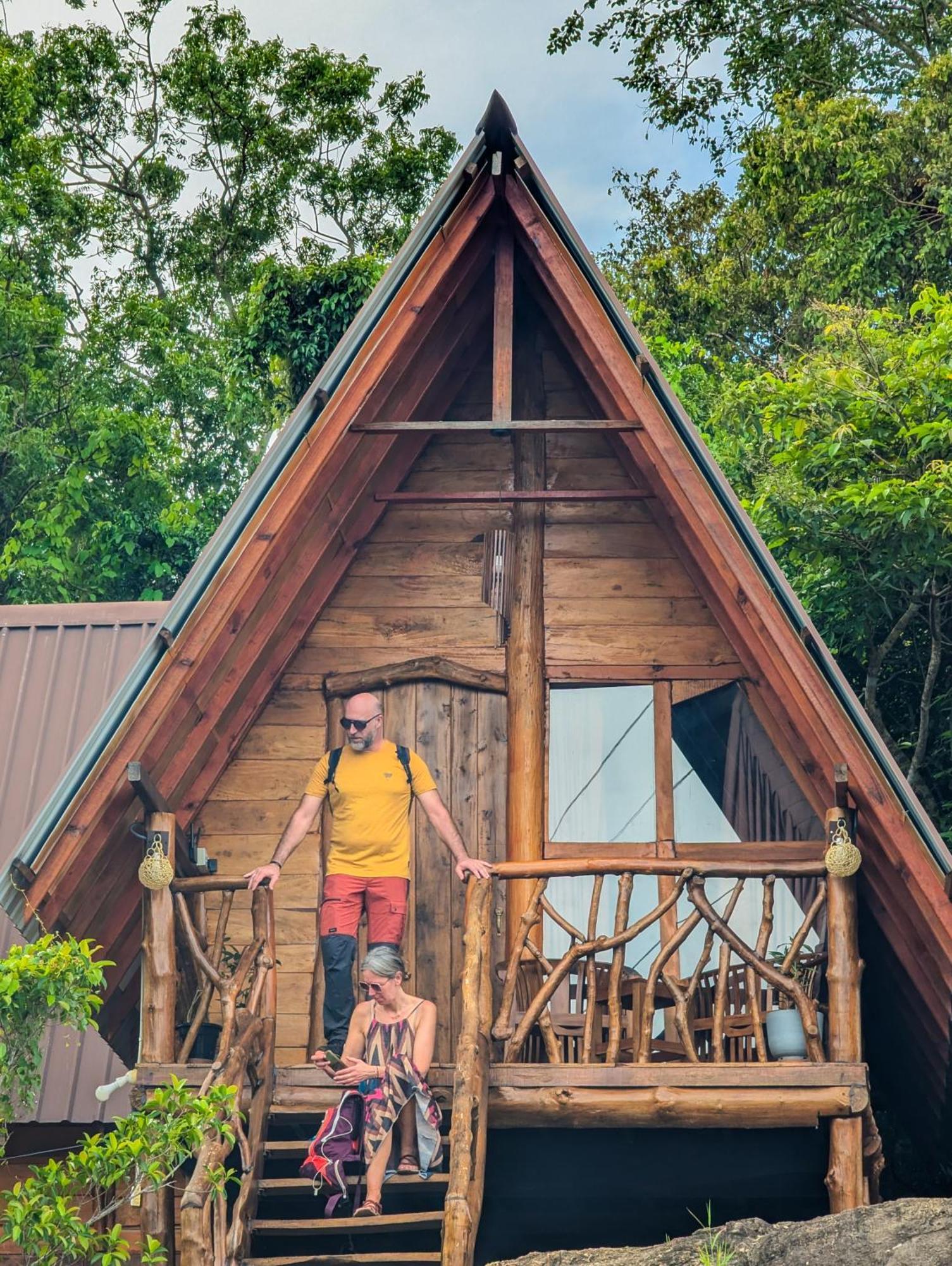 Sigiri Choona Lodge 'Unique Sunrise Viewpoint' สิกิริยา ภายนอก รูปภาพ